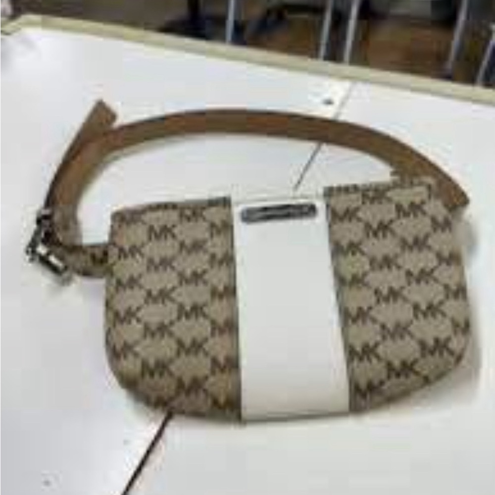 Michael Kors Tan and White Signature Crossbody